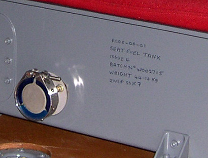 Seatfueltank.jpg